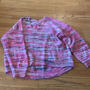 Lou and Grey pink V-neck sweater
